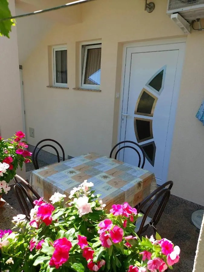 Apartmani Anita Malinska Croatia