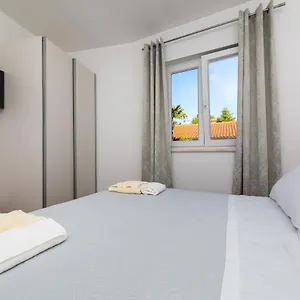  Apartment Nada 1
