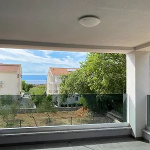  Apartment Grgic On The Adress Branka Fucica 96