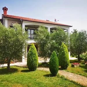 Garden Maria Apartment Vrsar