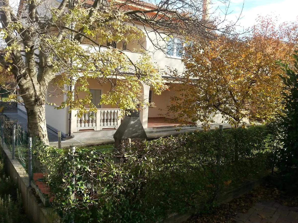 Apartmani Anita Malinska Apartment
