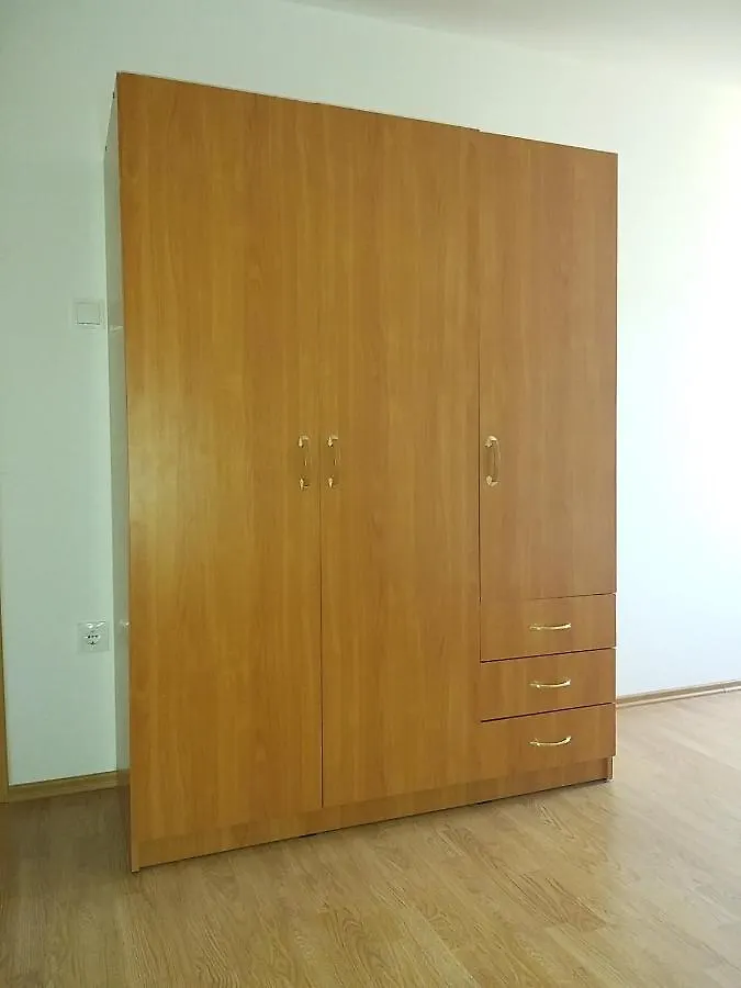 Apartmani Anita Malinska 0*,  Kroatien