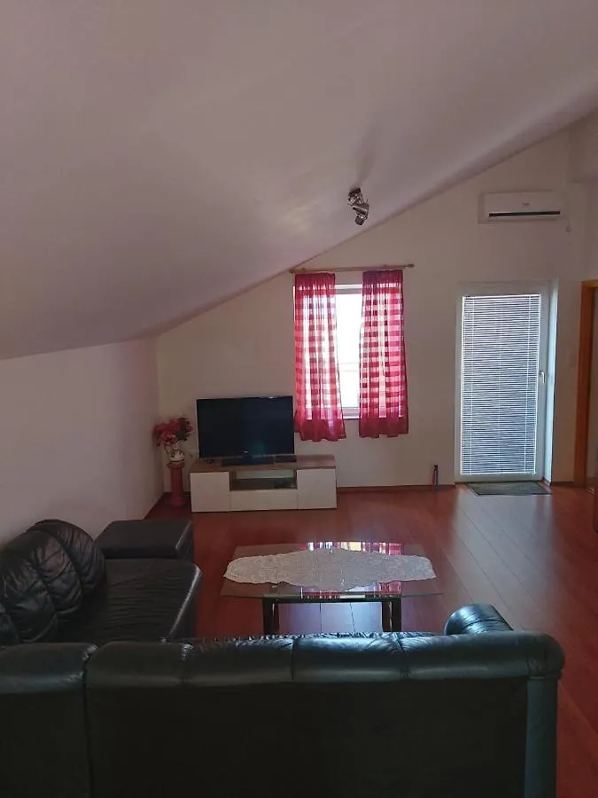 Apartmani Anita Malinska Apartment