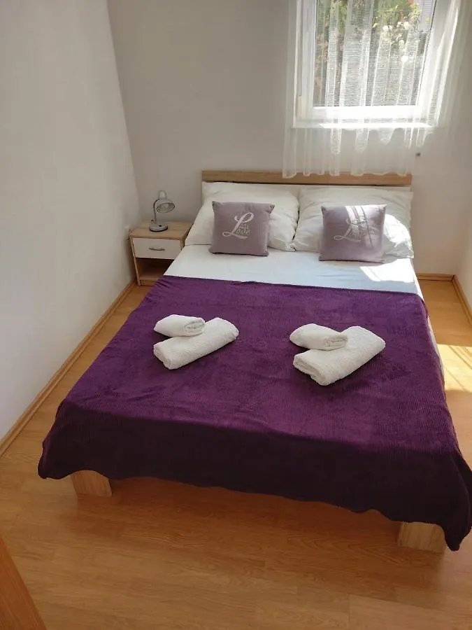 Apartmani Anita Malinska Apartment