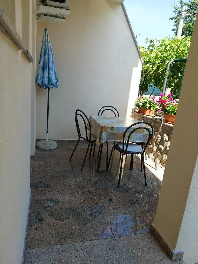 Apartmani Anita Malinska Apartment