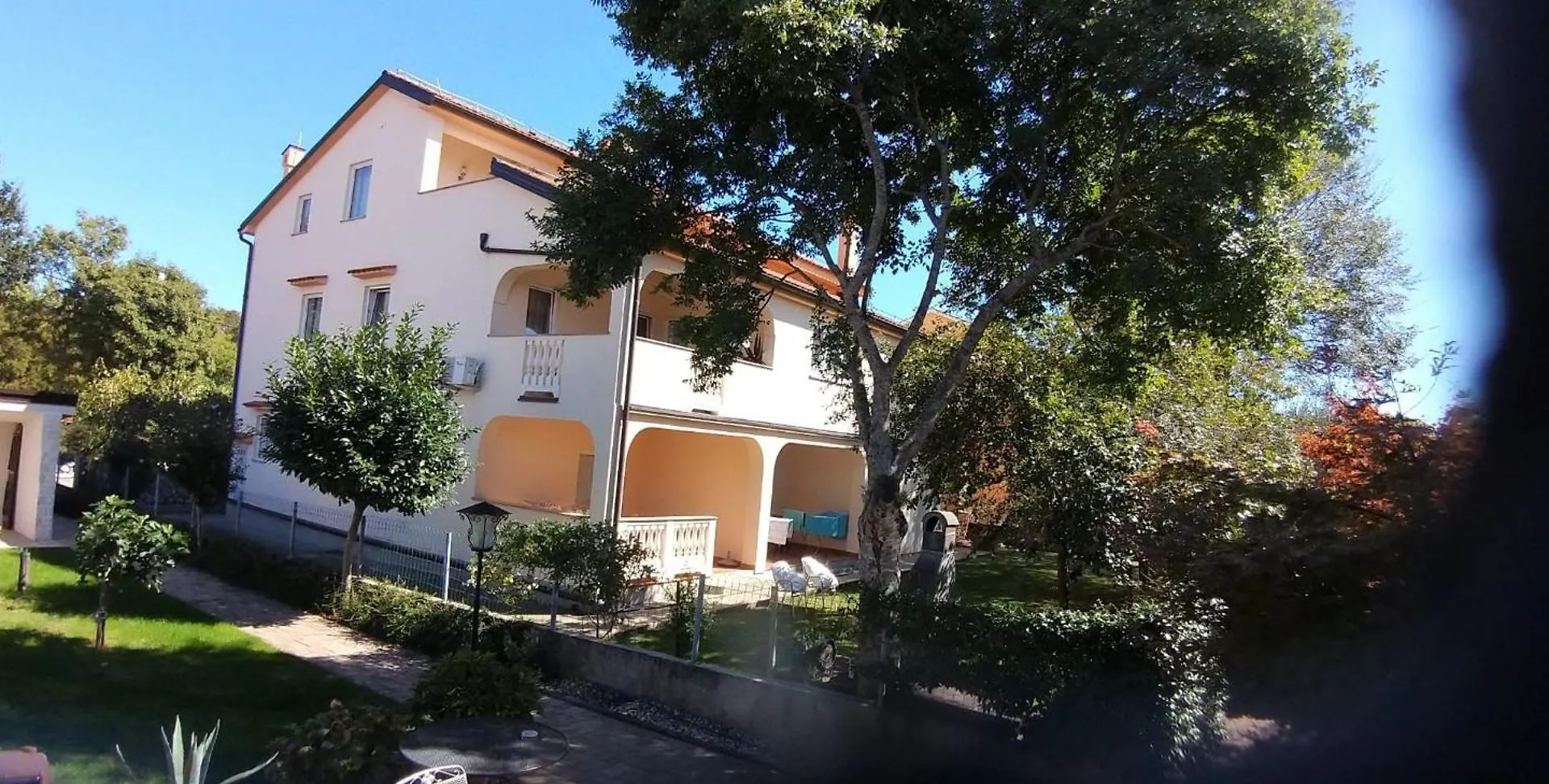 Apartment Apartmani Anita Malinska Croatia